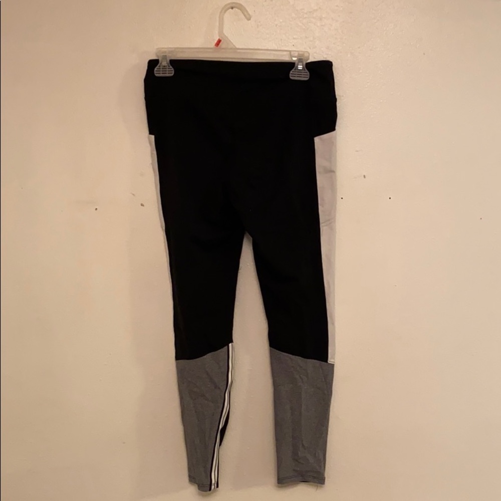 Leggings - Picture 2 of 2